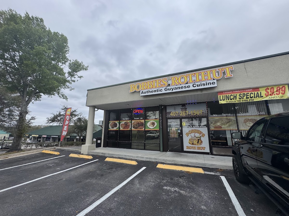 Bobbie’s Roti Hut-1